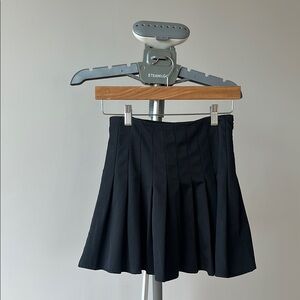 Brandy Melville Black pleated high waisted Skater Skirt a line tennis